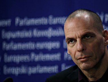 Αποκαλύψεις Γ.Βαρουφάκη: «Προκαλώ τον Β.Σόιμπλε να πει αν υπάρχει έστω και μια ανακρίβεια στο βιβλίο μου»